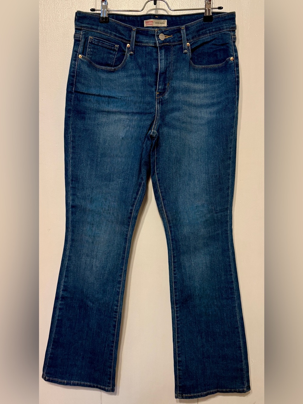 Signature by Levi Strauss Medium Wash Mid-Rise Bootcut Jeans Size 10